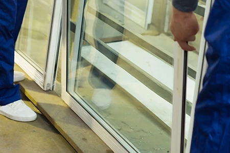 Commercial Glass Repair Technician in North Miami, FL
