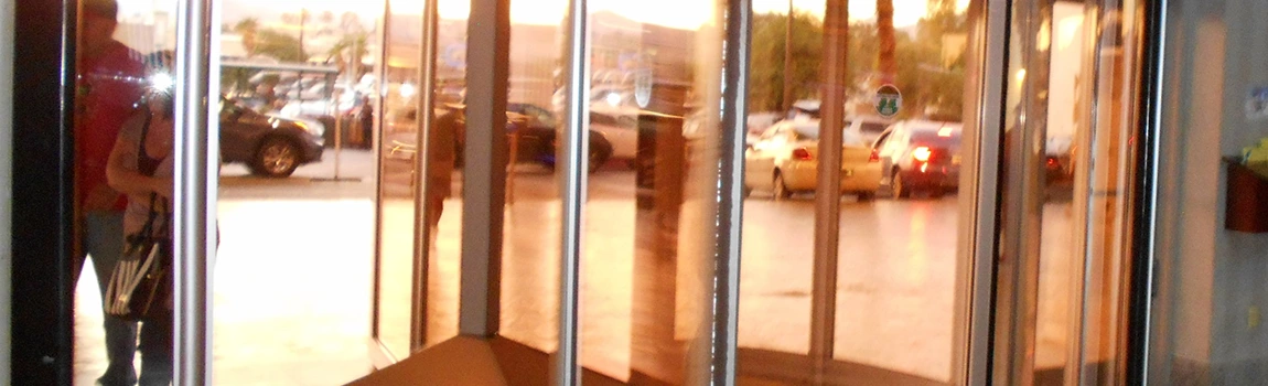 Storefront Glass Repair Cost in North Miami, FL